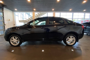 LADA VESTA