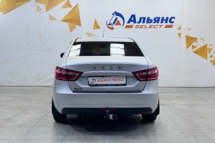 LADA VESTA