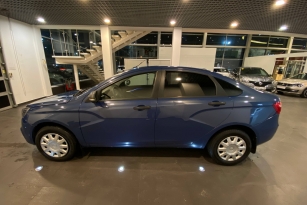 LADA VESTA