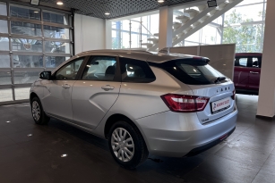 LADA VESTA