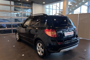 SUZUKI SX4