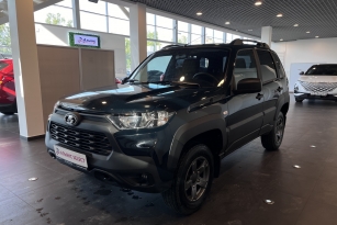 LADA NIVA TRAVEL