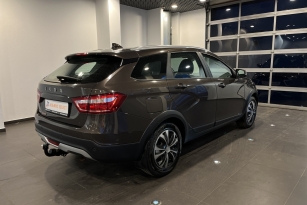 LADA VESTA