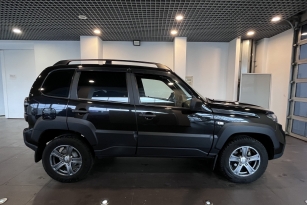 LADA NIVA TRAVEL
