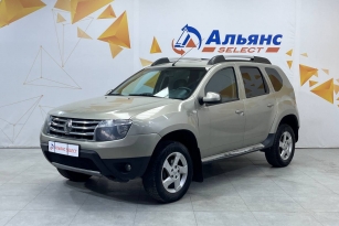RENAULT DUSTER