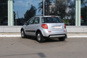 SUZUKI SX 4