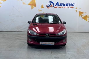 PEUGEOT 206
