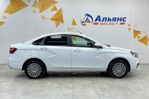 LADA VESTA