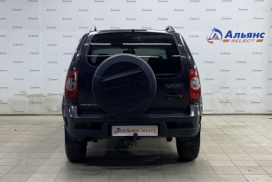 CHEVROLET NIVA