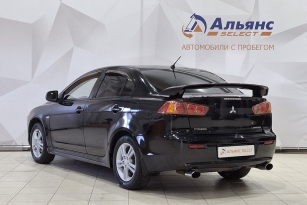 MITSUBISHI LANCER