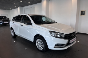 LADA VESTA