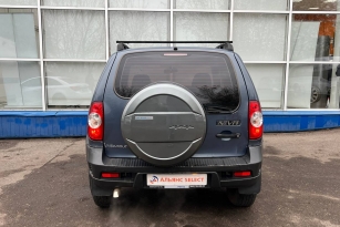 CHEVROLET NIVA