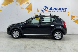 RENAULT SANDERO