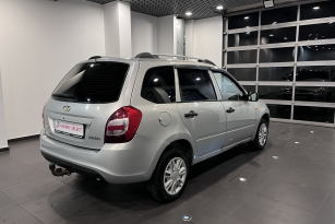 LADA KALINA