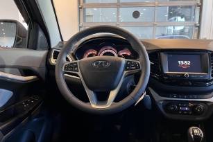 LADA VESTA