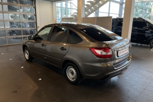LADA GRANTA