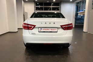 LADA VESTA