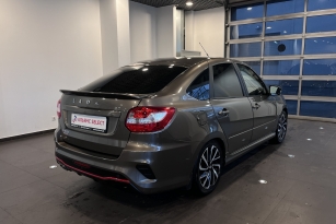LADA GRANTA