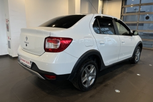RENAULT LOGAN