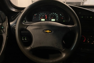 CHEVROLET NIVA