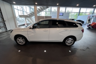 LADA VESTA