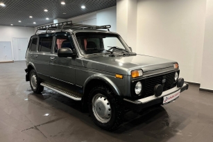LADA 2131 (4X4)