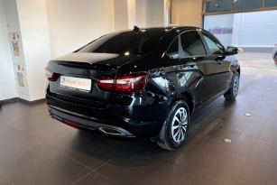 LADA VESTA