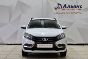 LADA XRAY