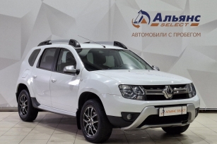 RENAULT DUSTER
