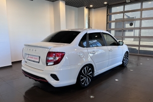 LADA GRANTA