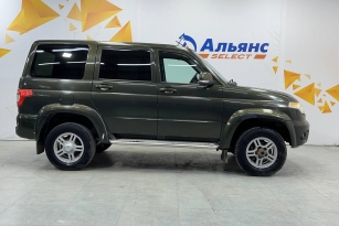 UAZ УАЗ