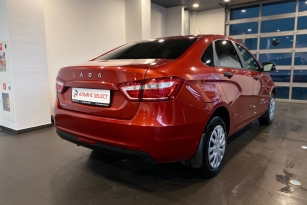 LADA VESTA
