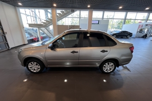 LADA GRANTA