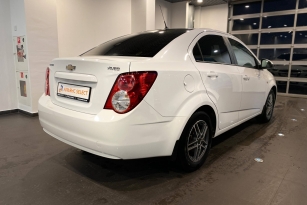 CHEVROLET AVEO