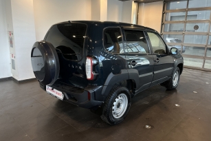 LADA NIVA TRAVEL