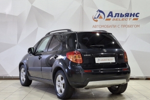 SUZUKI SX4
