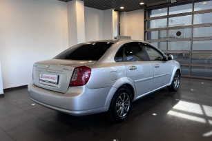 CHEVROLET LACETTI