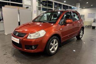 SUZUKI SX4