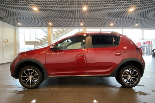 RENAULT SANDERO STEPWAY