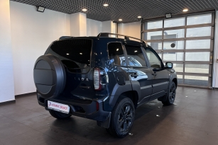 LADA NIVA TRAVEL