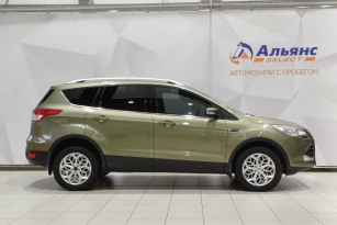 FORD KUGA