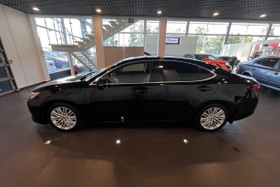 LEXUS ES250