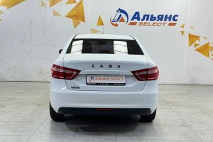 LADA VESTA
