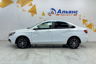 LADA VESTA