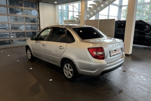 LADA GRANTA