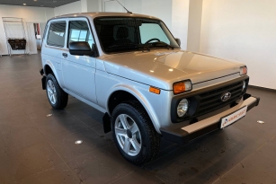 LADA 2121 (4X4)