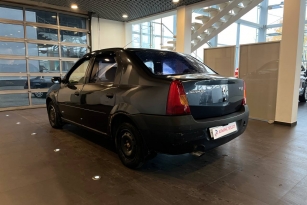 RENAULT LOGAN