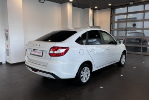 LADA GRANTA