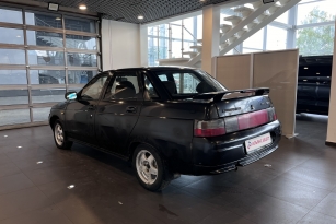 LADA 2110