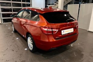 LADA VESTA